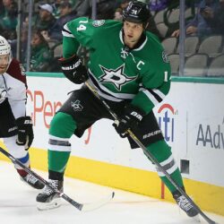 NHL scoring champ Jamie Benn to undergo hip surgery