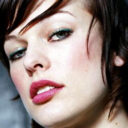 The Image of Actress Milla Jovovich HD Wallpapers