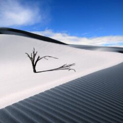 12 Outstanding HD Sand Wallpapers