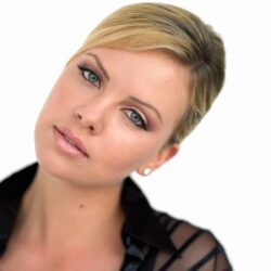 Charlize Theron wallpapers