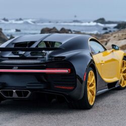 2018 Bugatti Chiron Yellow and Black 4K 4 Wallpapers