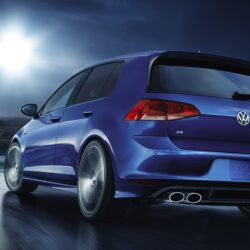 Volkswagen Golf 2017 HD Wallpapers