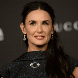 Demi Moore Wallpapers HD Backgrounds