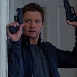 THE BOURNE LEGACY Clips and Image