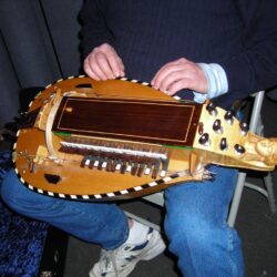 Laurie Anderson’s Hurdy