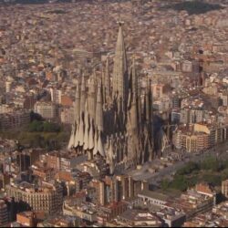 Sagrada Família City View Wallpapers – Travel HD Wallpapers