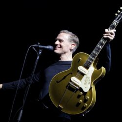 Bryan Adams Wallpapers