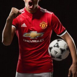 Alexis Sanchez Manchester United iPhone Wallpapers