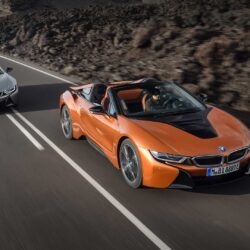 2018 BMW i8 Roadster debuts with updated Coupe sibling