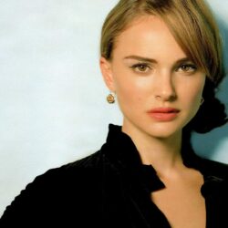 40 HD WALLPAPERS OF NATALIE PORTMAN