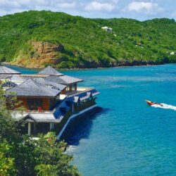 For rent: 25 bedroom luxury vacation rental in Grenada, St