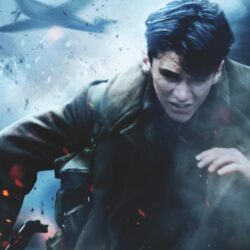 Fionn Whitehead in Dunkirk 2017 Wallpapers