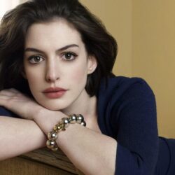 Anne Hathaway Pictures 2 HD Image Wallpapers