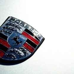 7 HD Porsche Logo Wallpapers