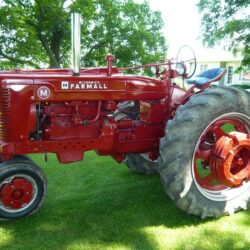 Tractor Tuesday: 1948 Farmall M – Fastline Front Page