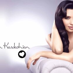Kim Kardashian Backgrounds