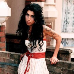 Amy Winehouse Wallpapers Image Photos Pictures Backgrounds