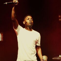 Download Kendrick Lamar With Mic Wallpapers