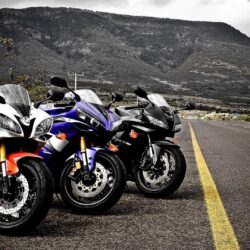 yamaha r6 honda cbr 600rr motorbikes mountain road wide hd