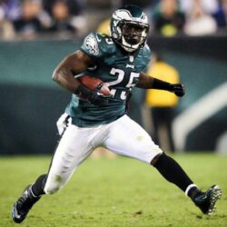 Top HD Lesean Mccoy Wallpapers