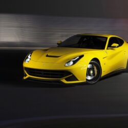 2013 Ferrari F12berlinetta By Novitec Rosso Wallpapers