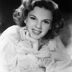 Judy Garland photo 21 of 52 pics, wallpapers