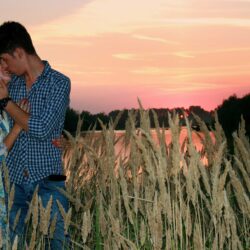 18+ Kissing Pictures Of love Couple