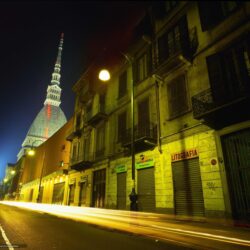 Download wallpapers building, Turin, lights free desktop wallpapers in