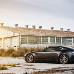 Gray Aston Martin V8 Vantage wallpapers
