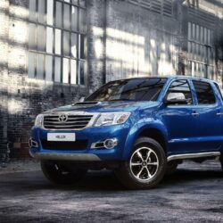 2014 Toyota Hilux Invincible Wallpapers