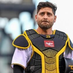 Pirates, Cervelli agree to contract extension through 2019
