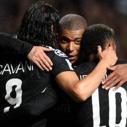 Playing with PSG stars Cavani and Neymar is easy, says Mbappe