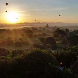 Sunrise at the Temples of Bagan Myanmar HD wallpapers