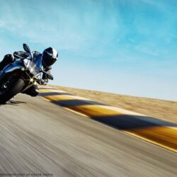 2015 Yamaha YZF R1M Wallpapers Wallpapers