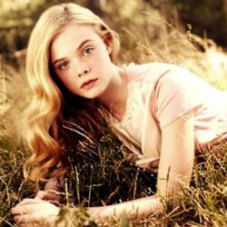 Hollywood All Stars: Elle Fanning Hd Wallpapers