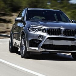 2017 BMW X7 SUV Engine