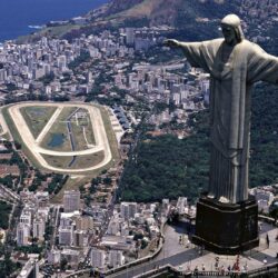 Statue of Christ the Redeemer, Rio de Janeiro, Brazil HD desktop
