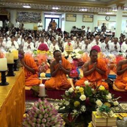 Chanting to Buddha, Dhamma, Sangha