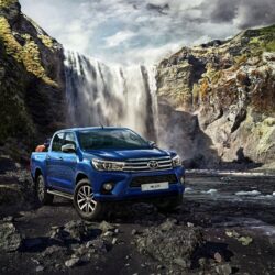 2015 Toyota Hilux Wallpapers