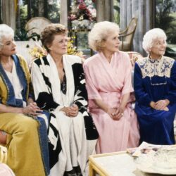 The Golden Girls cafe is finally open, banana wallpapers and all