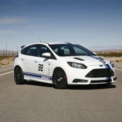 White Ford Focus St Wallpapers