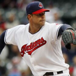 Report: Corey Kluber, Indians agree to long