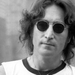 Free John Lennon desktop wallpapers