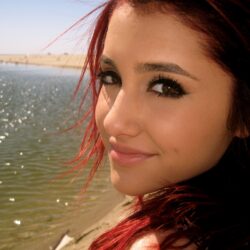 64 Ariana Grande HD Wallpapers