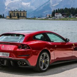 2017 Ferrari GTC4 Lusso Wallpapers & HD Image