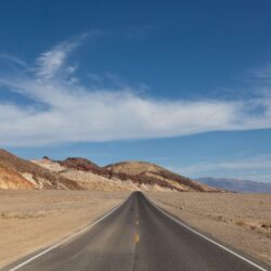 Road passing through Death Valley National Park wallpapers