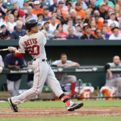Mookie Betts hit 3 homers, is crushing everything despite his size