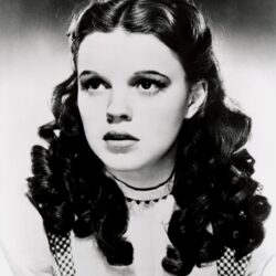 celebridades que murieron jóvenes imágenes Frances Ethel Gumm