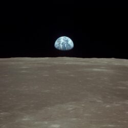 Earthrise [] : space