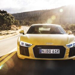Download wallpapers audi, r8, v10, yellow, front view 4k